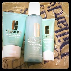 CLINIQUE acne solution