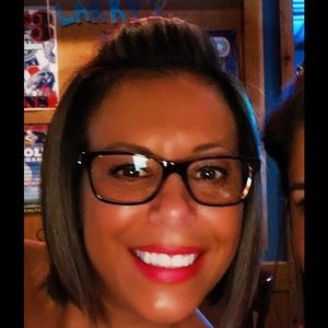 Meet your Posher, Christine