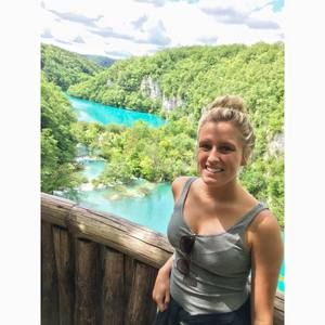 Meet your Posher, Katie