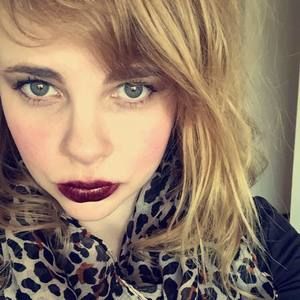 Meet your Posher, Jacqueline