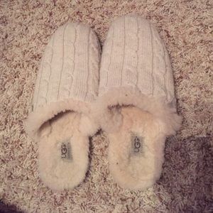 UGG fuzzy slipper