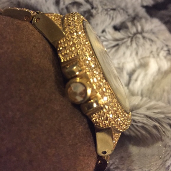Micheal Kors Glitz Watch - Picture 4 of 4