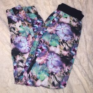 Floral jogger pants