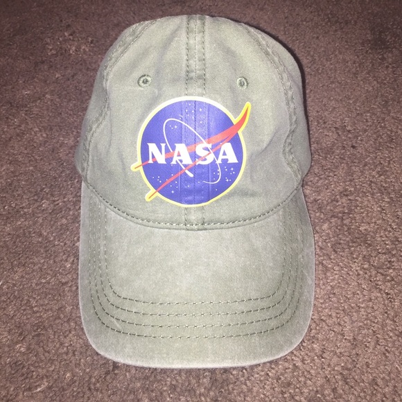 🚫SOLD🚫 "NASA" strapback.