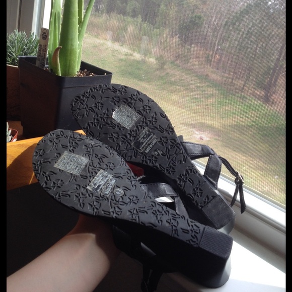 SOLD - Picture 2 of 3