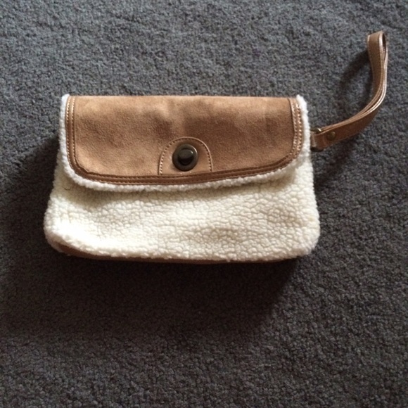 Small clutch. OBO - Picture 1 of 1