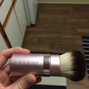 TOO FACED KABUKI BRUSH