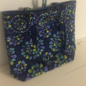 VERA BRADLEY BAG