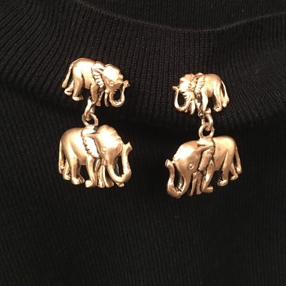 ALABAMA FANS Elephant Dngle Pierced Earrings