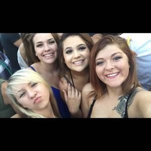 Meet your Posher, Paige