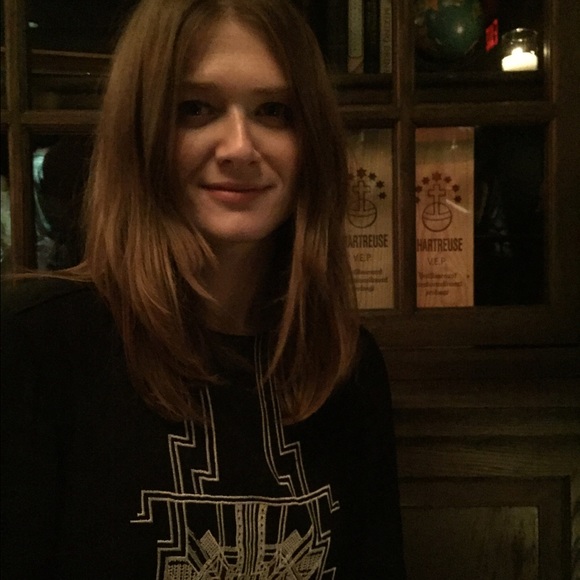 Meet your Posher, KC - Picture 4 of 4