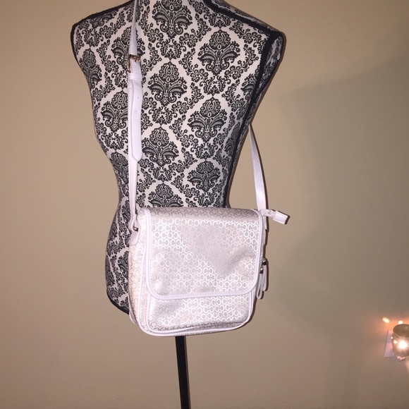 Beautiful Carpisa Crossbody Bag