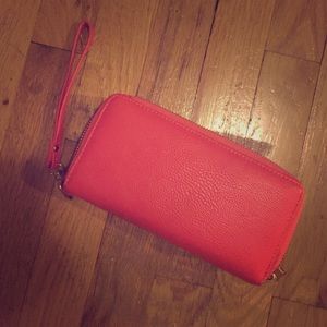 Salmon wristlet
