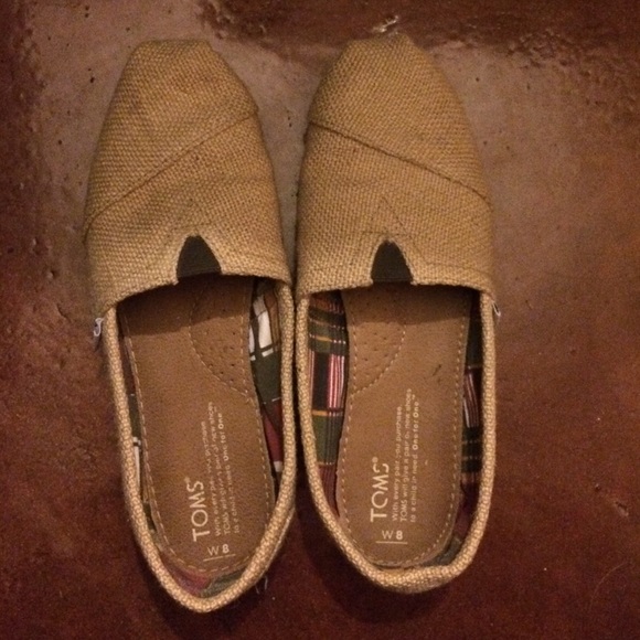 Burlap Toms!