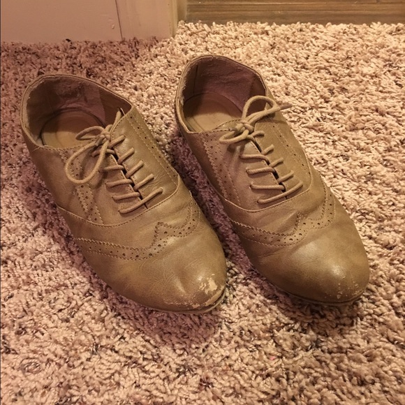 Oxford shoes