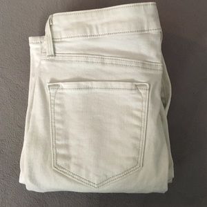 NWOT White Shimmer Old Navy Rockstar