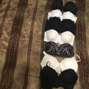 Victoria's Secret Size 32D and Small