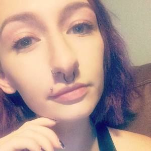 Meet your Posher, Alexandra