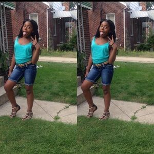 Meet your Posher, Tashila