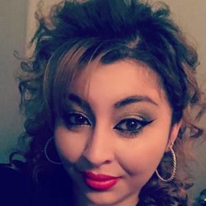 Meet your Posher, Mayra