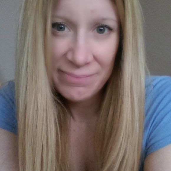 Meet your Posher, Erin - Picture 1 of 1