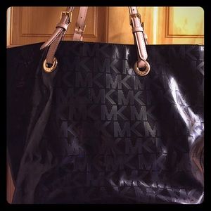 Black Michael Kors Tote