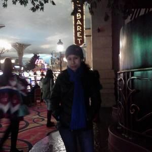 Meet your Posher, Edith