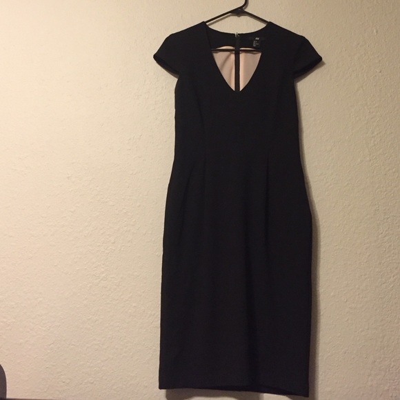 H&M Black Pleated Dress