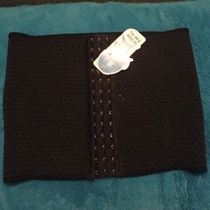 NWT Black waist trainer