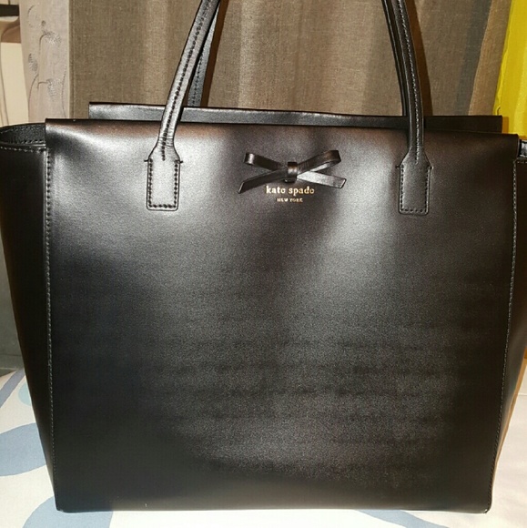 kate spade Handbags - Kate spade LARGE purse