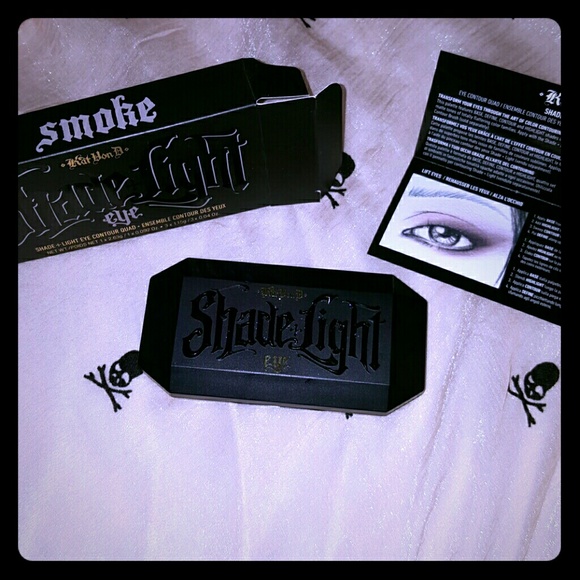 Kat Von D Shade+Light eye - Smoke