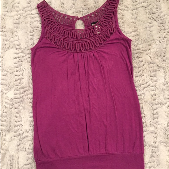 MAGENTA KNIT TOP