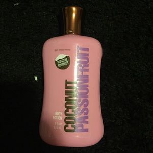 Coconut passion fruit lotion-Bath and Body works
