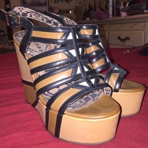 Jessica Simpson wedges