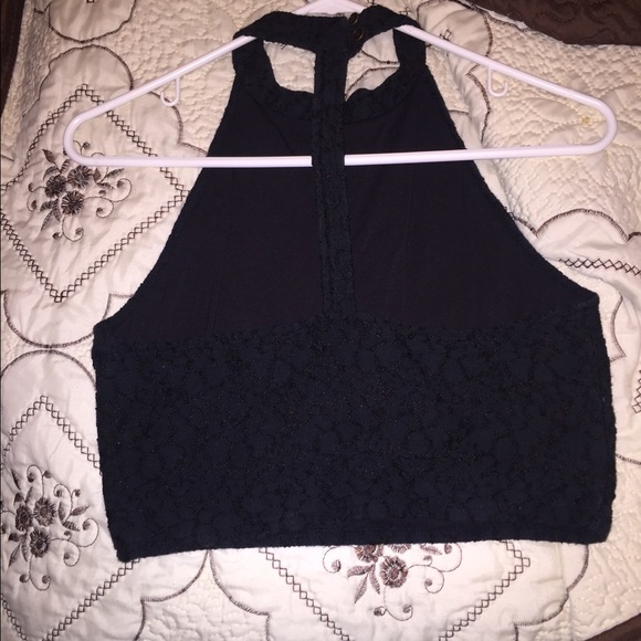 Cute halter top! Crop top