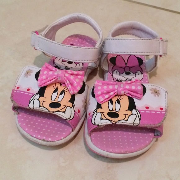 minnie mouse light up sandals
