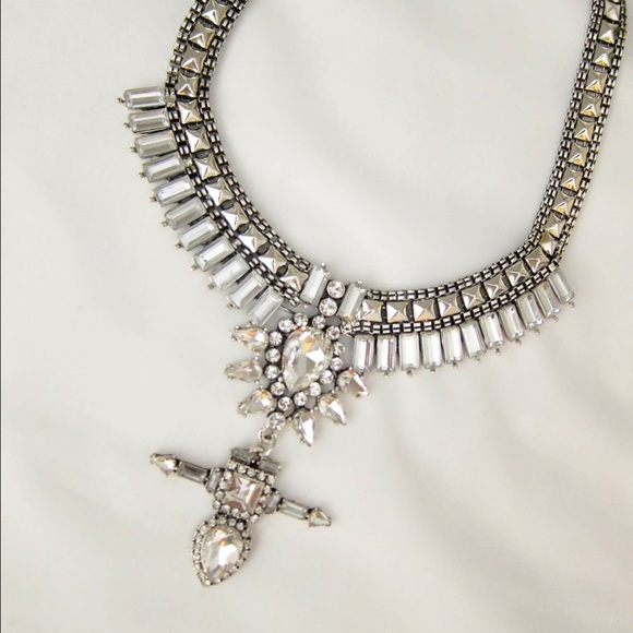 Silver statement necklace - Picture 3 of 4