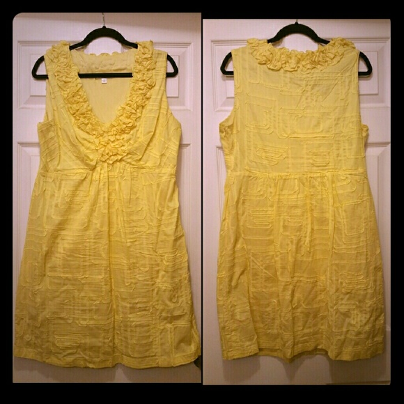 Lovely Little Yellow Dress!