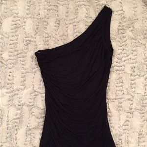 BLACK CUT OUT ONE SHOULDER TOP