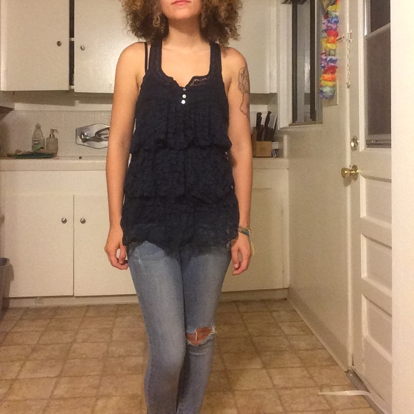 Size L Wet Seal lacy tiered tank top
