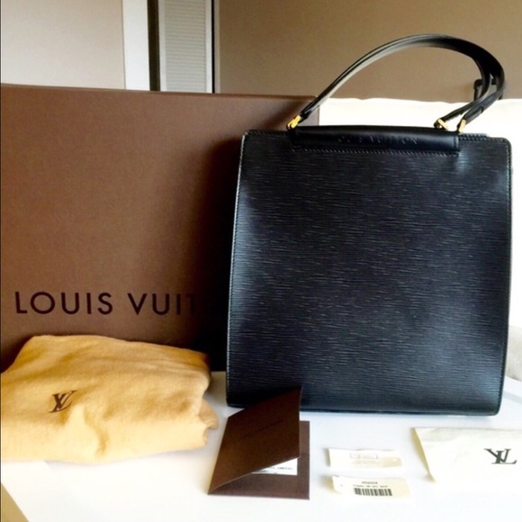 Louis Vuitton Figari MM Epi Nor