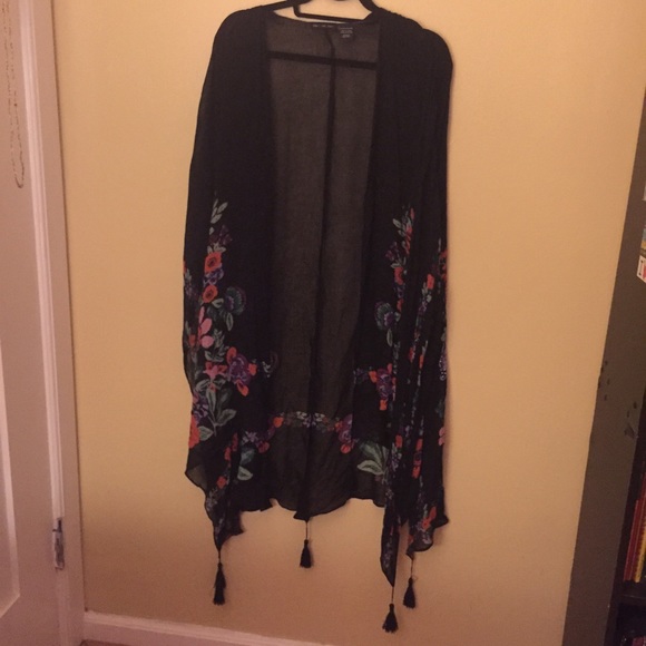 Urban Outfitters Black Floral Kimono