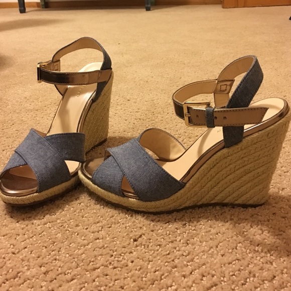 WORN ONCE Cole Haan Hart Wedge - Picture 4 of 5