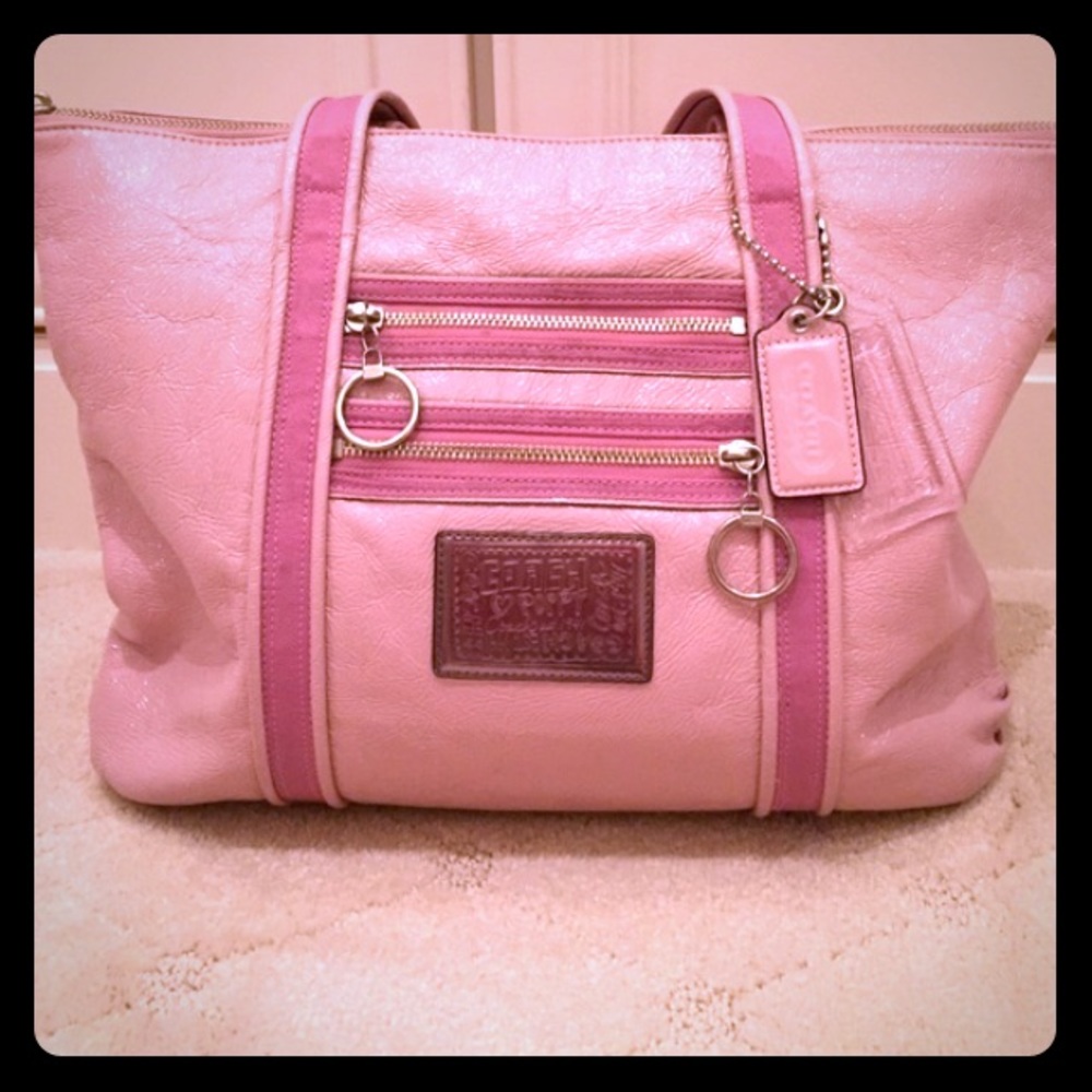 Pink coach shoulder bag