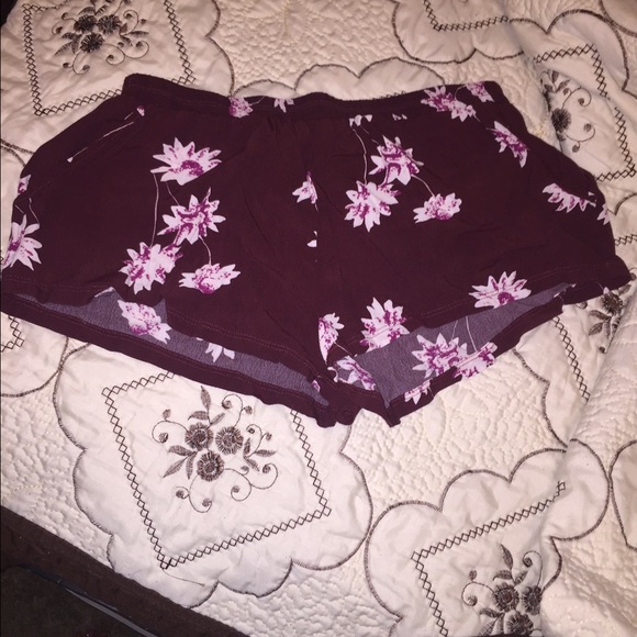 Forever 21 floral shorts. barely worn