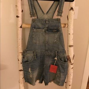 *NWT* Distressed Overalls