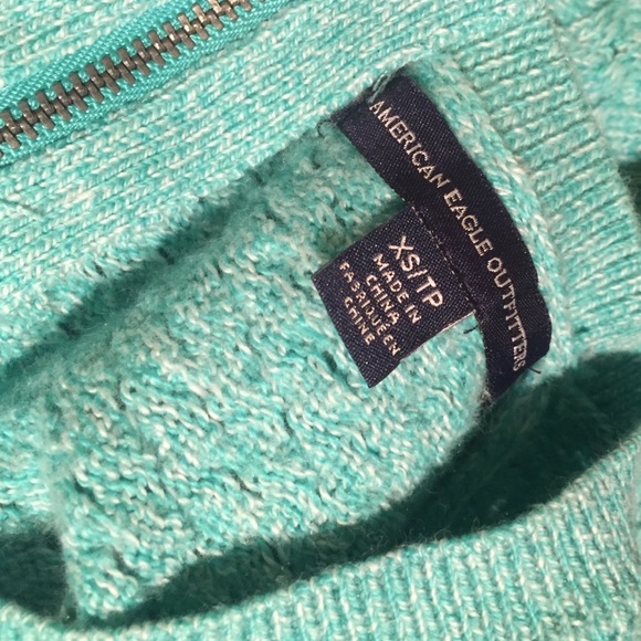 American Eagle Crew Neck Sweater - Picture 3 of 4