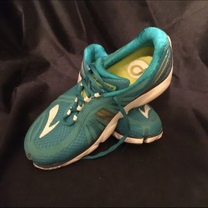 Blue and white Brooks sneakers. Size 9