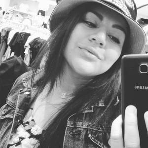 Meet your Posher, Sarai