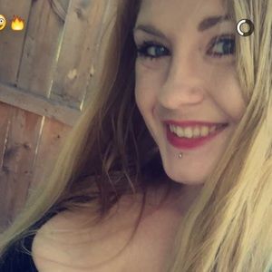 Meet your Posher, Abie